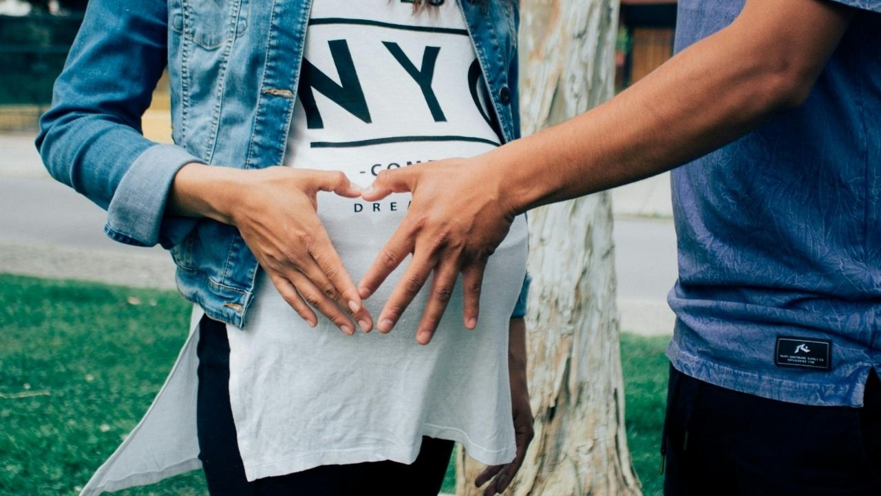 Pembe Leke Hamilelik Belirtisi mi? 