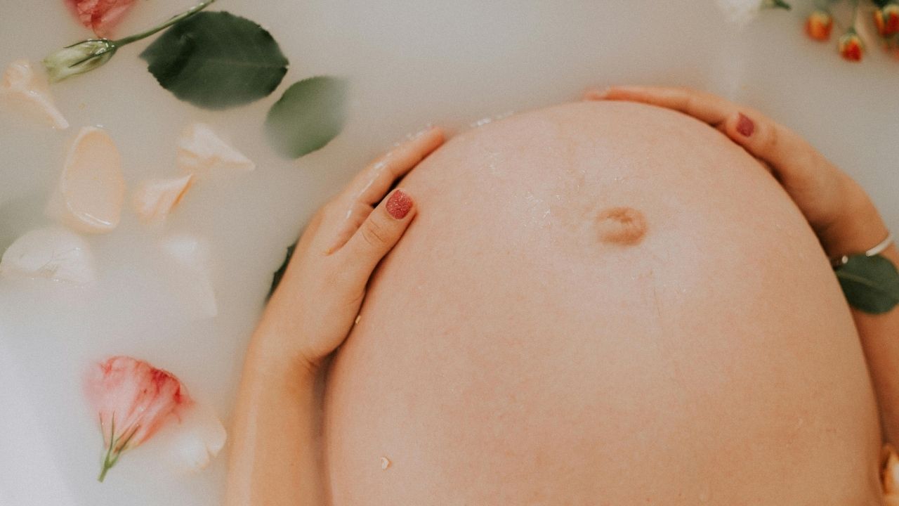 Pembe Leke Hamilelik Belirtisi mi? 