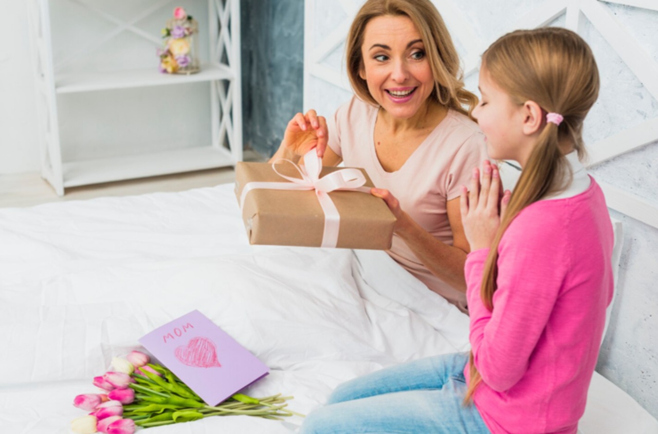 anneler-gunu-hediyesi